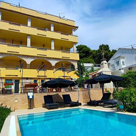 Villa Penava, Private Beach, Pool And 7Min To Trogir Eksteriør billede