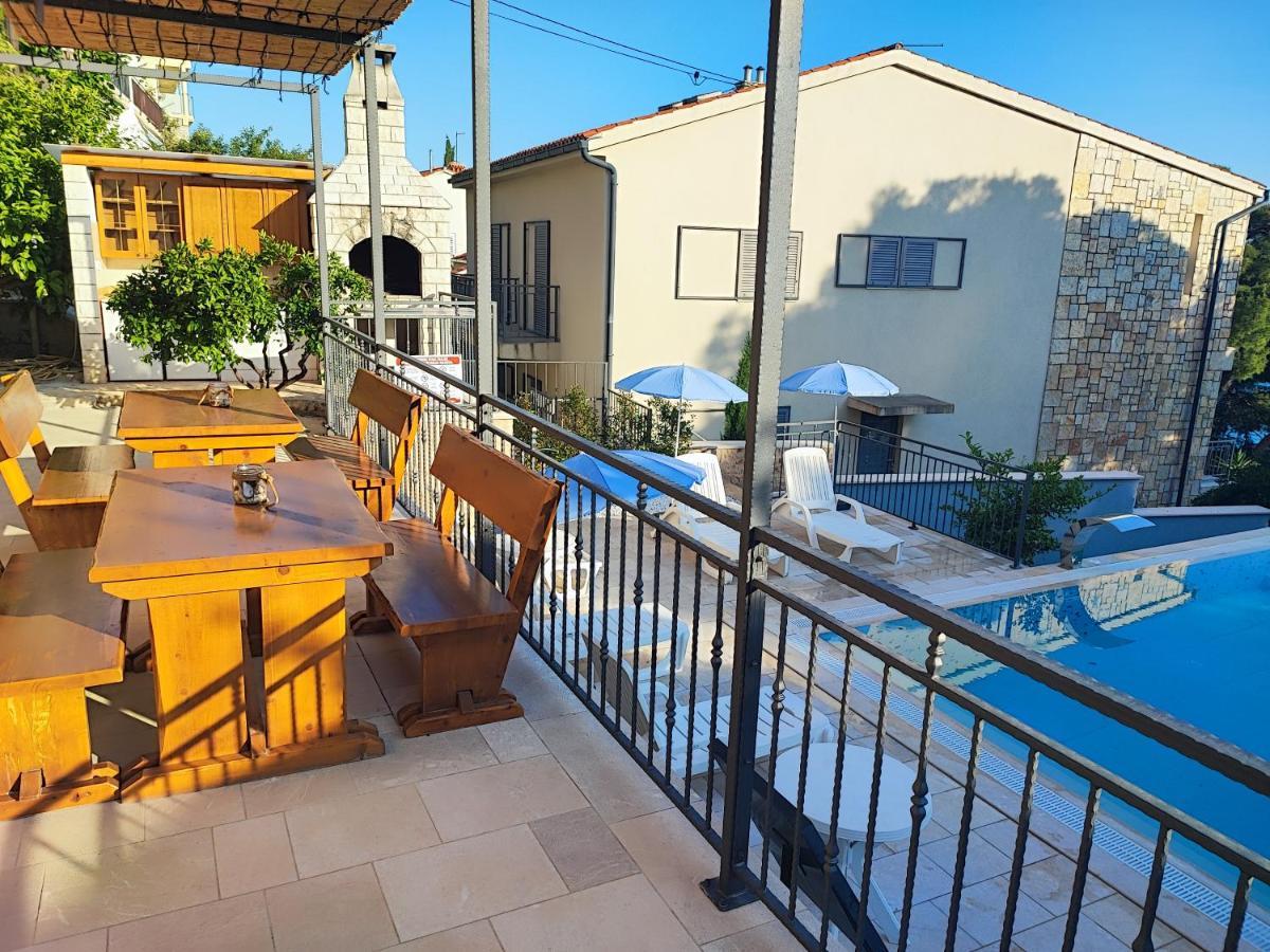 Villa Penava, Private Beach, Pool And 7Min To Trogir Eksteriør billede
