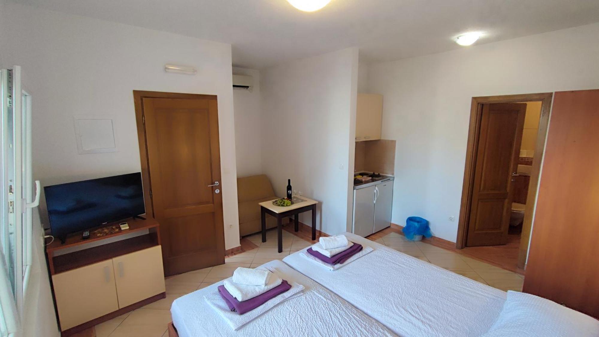 Villa Penava, Private Beach, Pool And 7Min To Trogir Værelse billede
