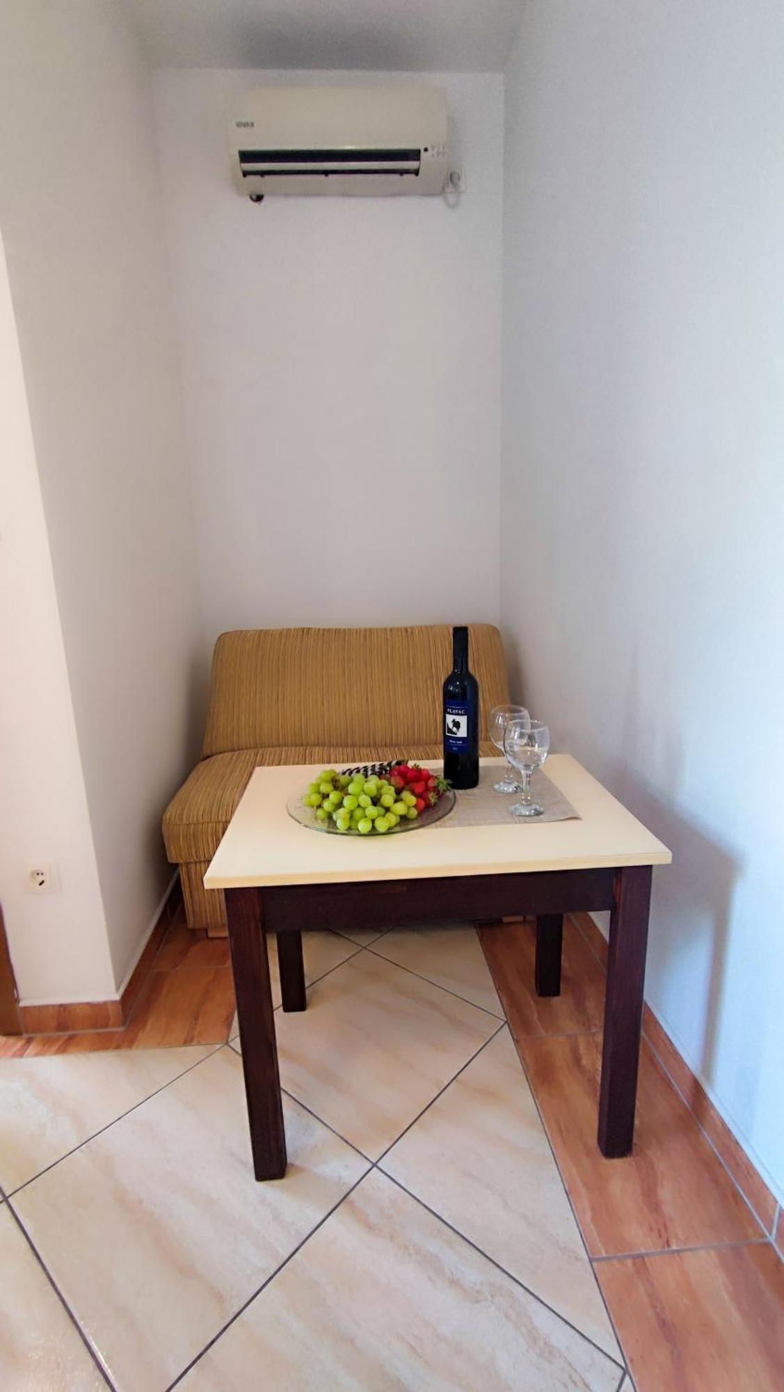Villa Penava, Private Beach, Pool And 7Min To Trogir Værelse billede