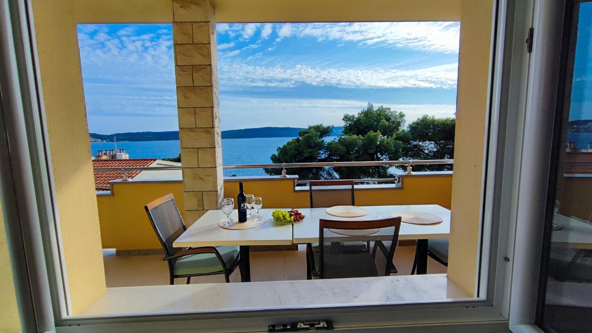 Villa Penava, Private Beach, Pool And 7Min To Trogir Værelse billede