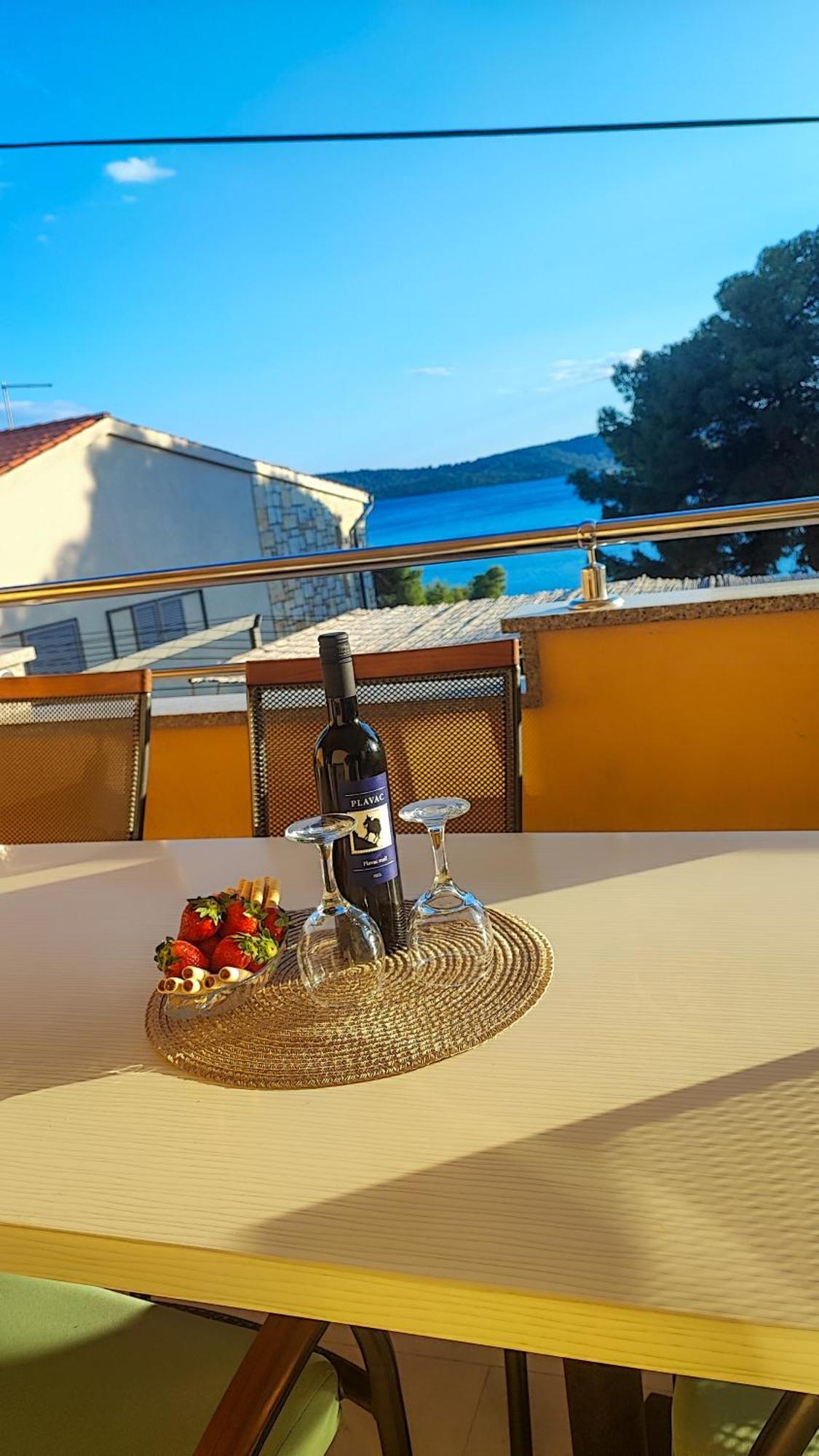Villa Penava, Private Beach, Pool And 7Min To Trogir Værelse billede