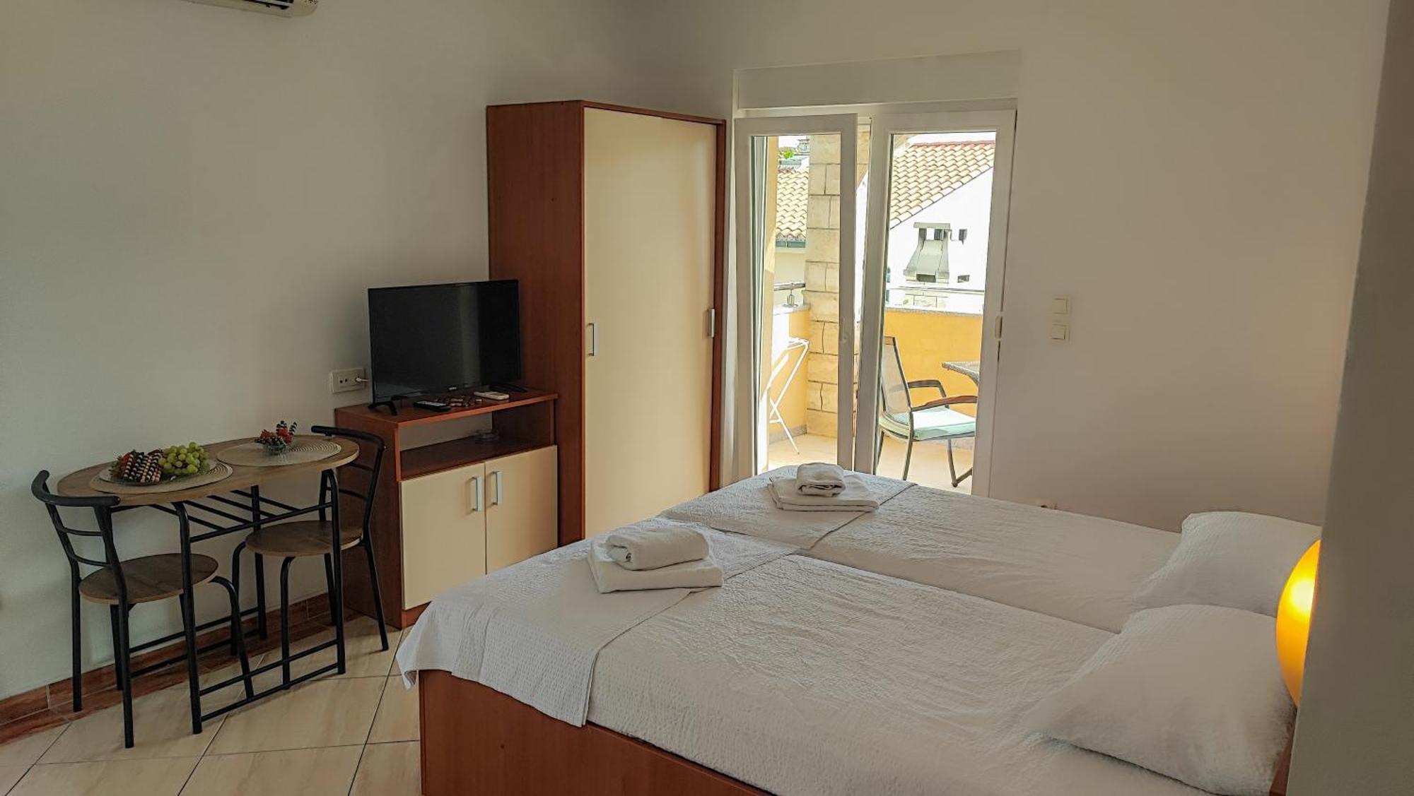 Villa Penava, Private Beach, Pool And 7Min To Trogir Værelse billede
