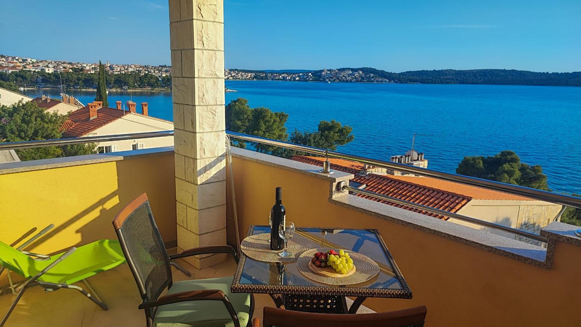 Villa Penava, Private Beach, Pool And 7Min To Trogir Værelse billede