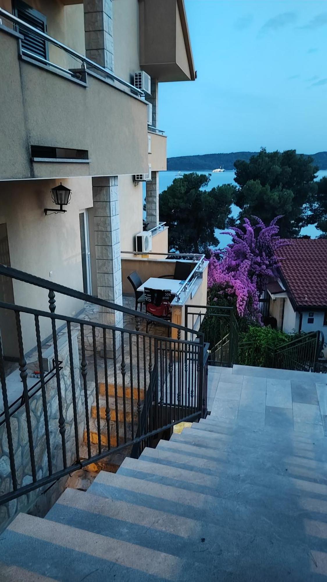 Villa Penava, Private Beach, Pool And 7Min To Trogir Eksteriør billede