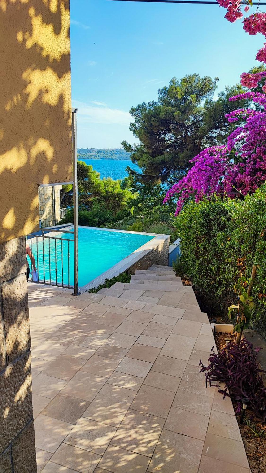 Villa Penava, Private Beach, Pool And 7Min To Trogir Eksteriør billede